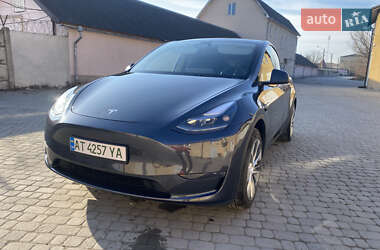 Позашляховик / Кросовер Tesla Model Y 2024 в Івано-Франківську