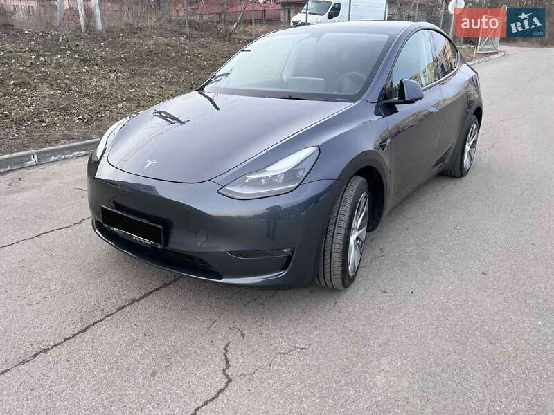 Позашляховик / Кросовер Tesla Model Y 2023 в Львові