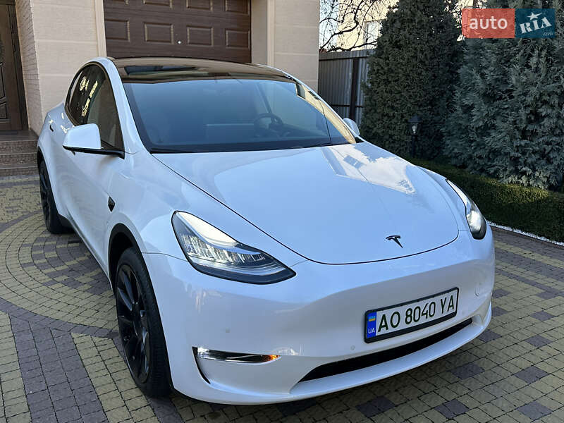 Внедорожник / Кроссовер Tesla Model Y 2020 в 