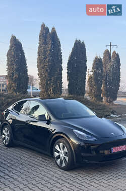 Внедорожник / Кроссовер Tesla Model Y 2023 в 