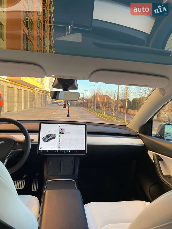 Внедорожник / Кроссовер Tesla Model Y 2022 в Броварах