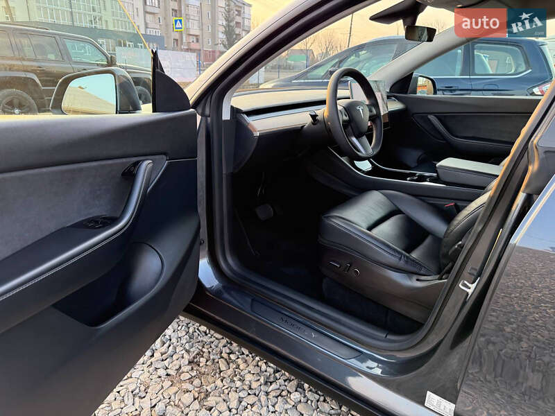 Позашляховик / Кросовер Tesla Model Y 2020 в Коломиї фото 13 Позашляховик / Кросовер Tesla Model Y 2020 в Коломиї