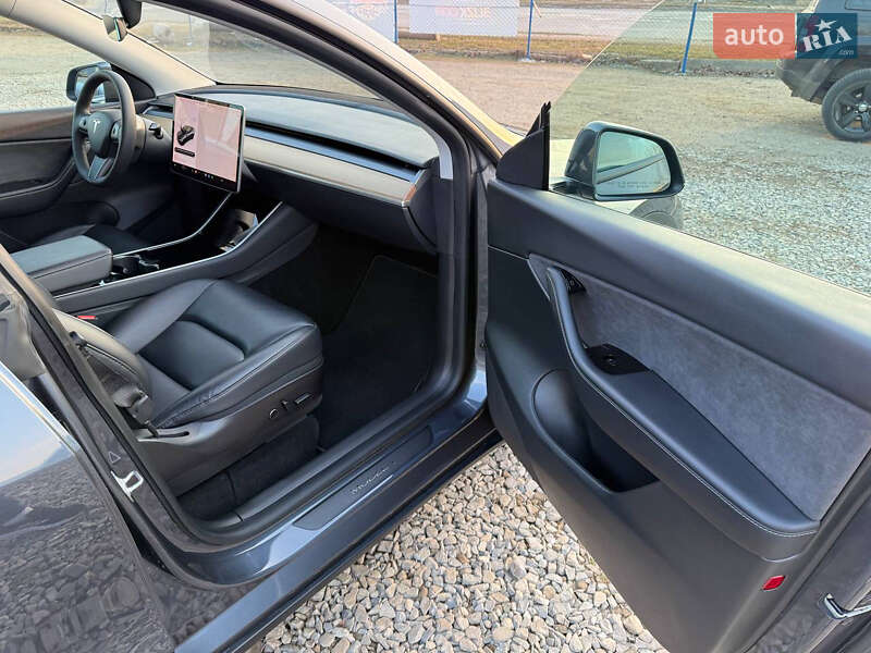 Позашляховик / Кросовер Tesla Model Y 2020 в Коломиї фото 23 Позашляховик / Кросовер Tesla Model Y 2020 в Коломиї