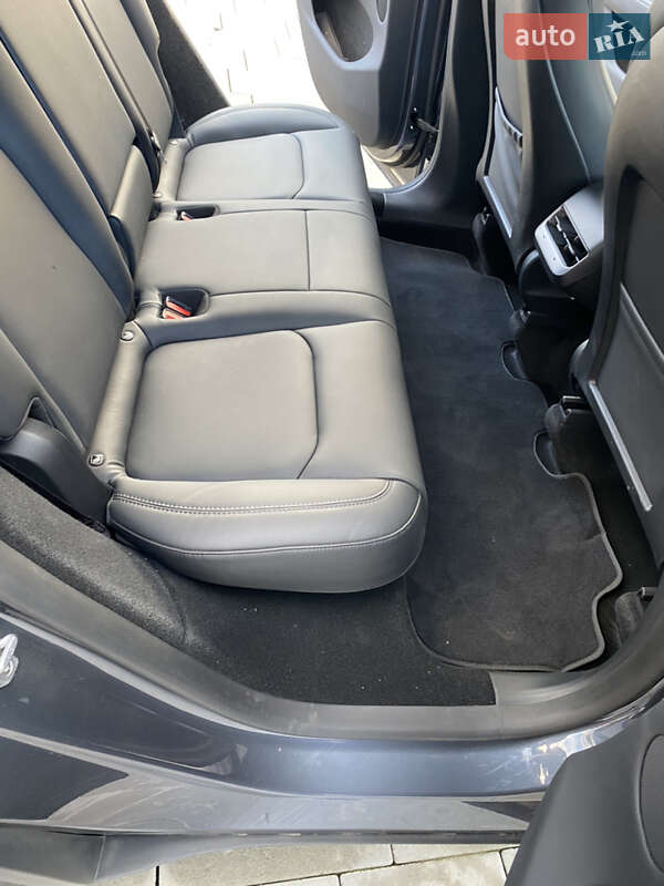 Внедорожник / Кроссовер Tesla Model Y 2023 в Самборе