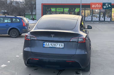Внедорожник / Кроссовер Tesla Model Y 2020 в 