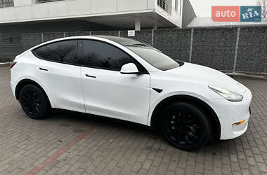 Позашляховик / Кросовер Tesla Model Y 2020 в 