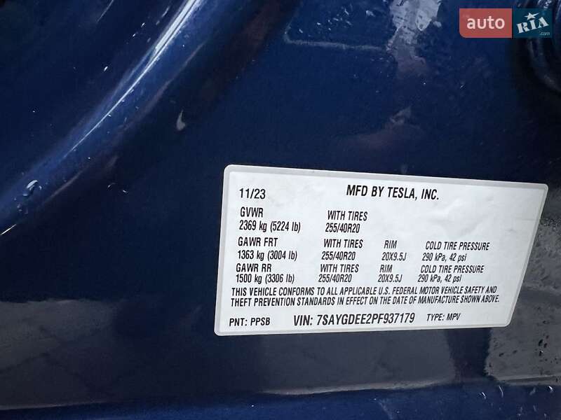 Позашляховик / Кросовер Tesla Model Y 2023 в Новомосковську