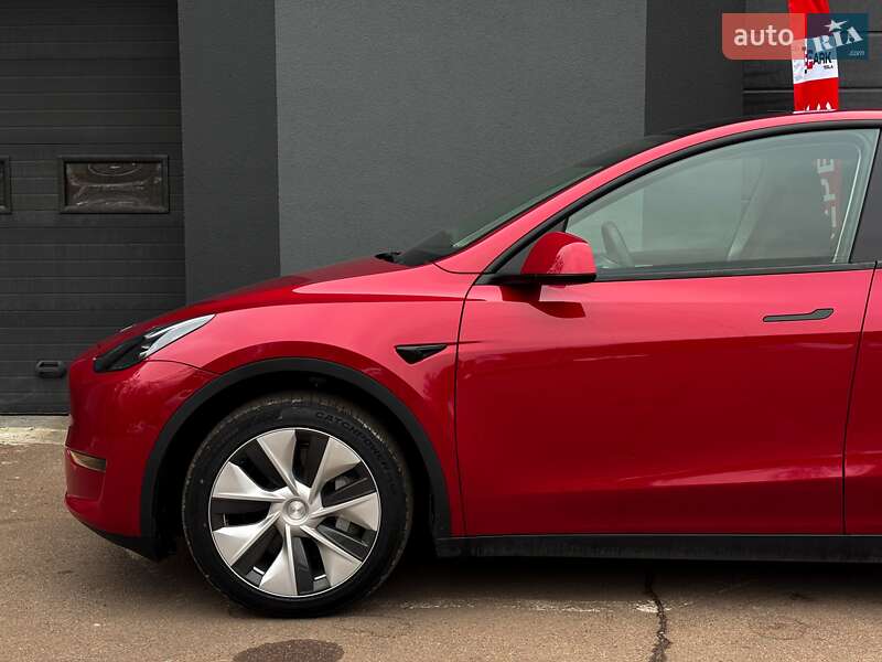 Внедорожник / Кроссовер Tesla Model Y 2023 в Киеве фото 4 Внедорожник / Кроссовер Tesla Model Y 2023 в Киеве