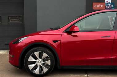 Внедорожник / Кроссовер Tesla Model Y 2023 в 