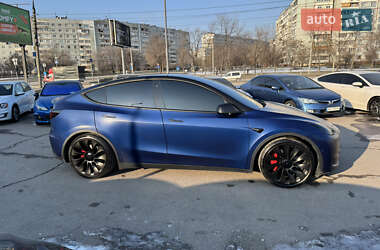 Внедорожник / Кроссовер Tesla Model Y 2020 в 