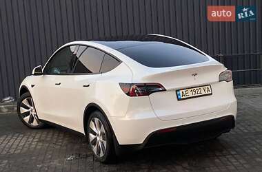 Внедорожник / Кроссовер Tesla Model Y 2021 в 