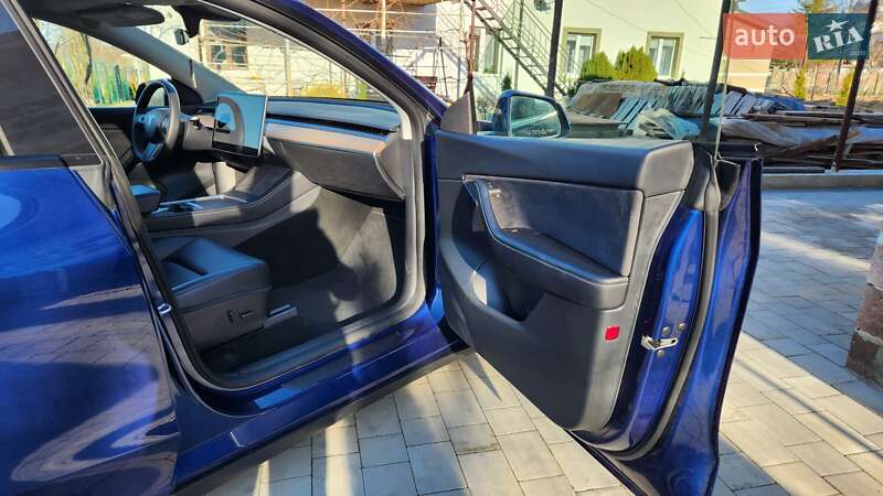 Позашляховик / Кросовер Tesla Model Y 2021 в Бориславі