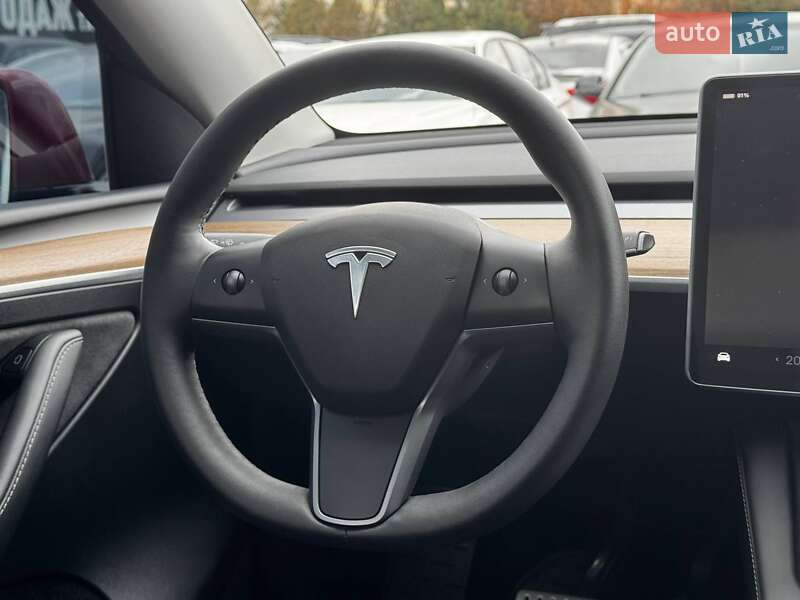 Позашляховик / Кросовер Tesla Model Y 2023 в Харкові