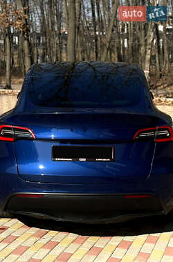 Внедорожник / Кроссовер Tesla Model Y 2022 в 
