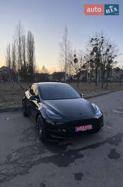 Внедорожник / Кроссовер Tesla Model Y 2022 в 