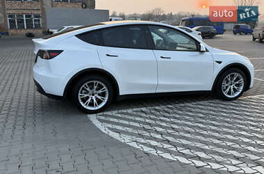 Позашляховик / Кросовер Tesla Model Y 2023 в 
