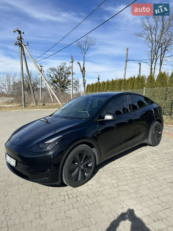 Внедорожник / Кроссовер Tesla Model Y 2023 в Львове