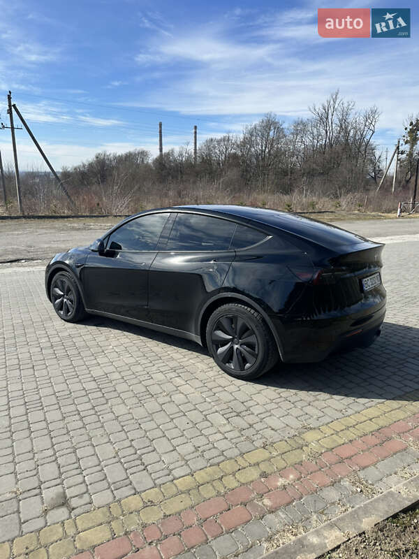 Внедорожник / Кроссовер Tesla Model Y 2023 в Львове