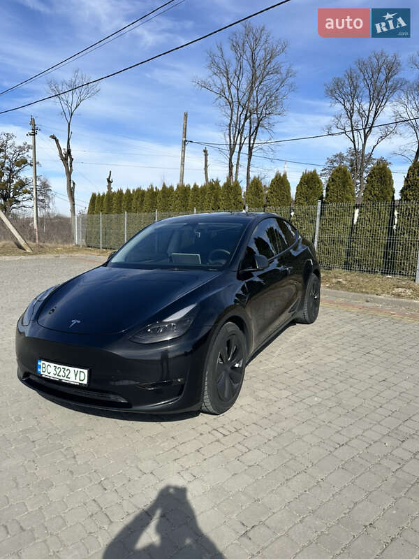 Внедорожник / Кроссовер Tesla Model Y 2023 в Львове
