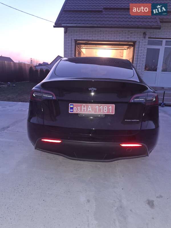 Внедорожник / Кроссовер Tesla Model Y 2021 в Кагарлыке