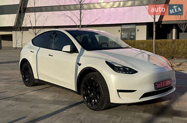 Внедорожник / Кроссовер Tesla Model Y 2022 в Киеве