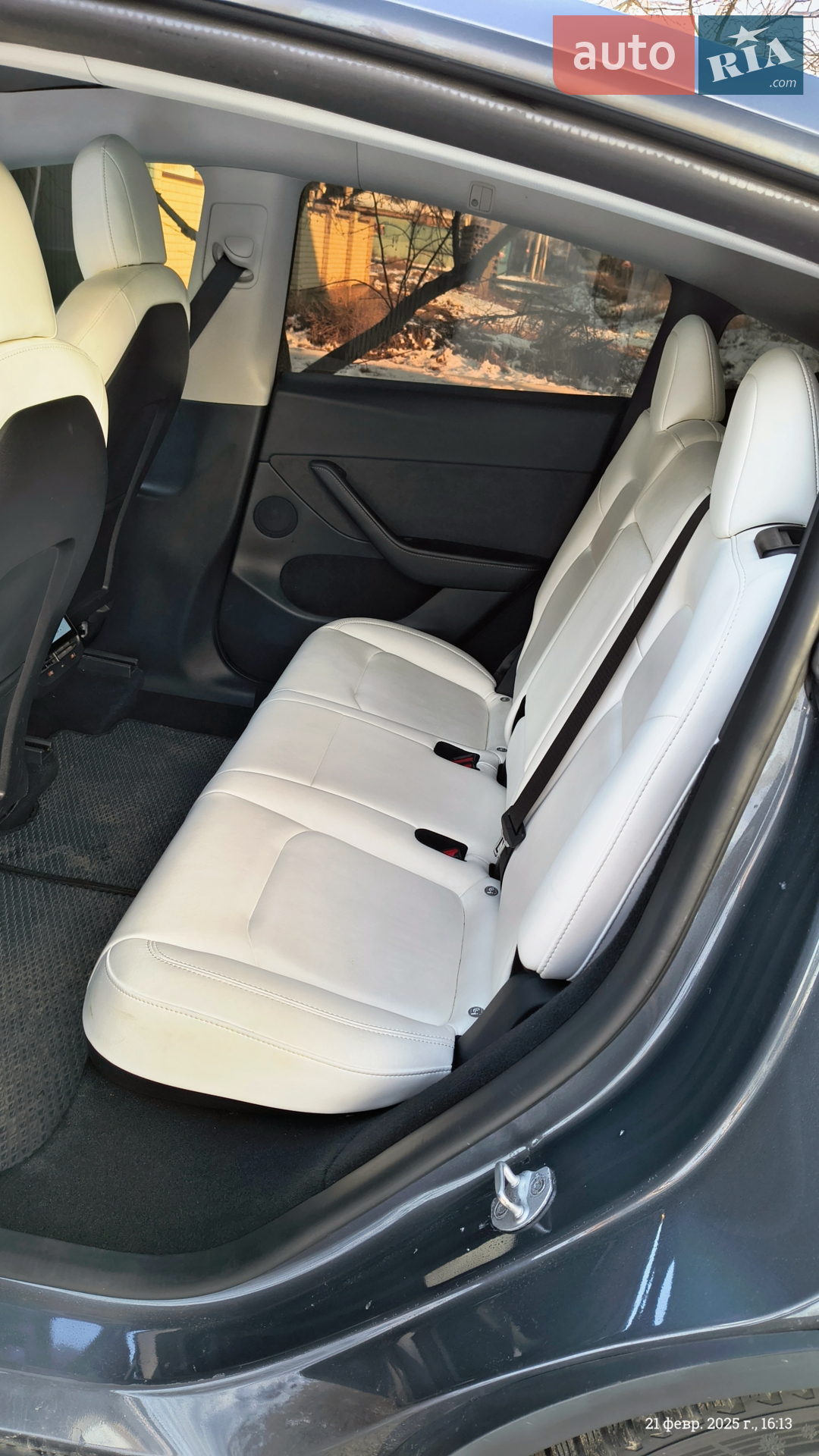 2022 Tesla Model Y - мініатюра 11