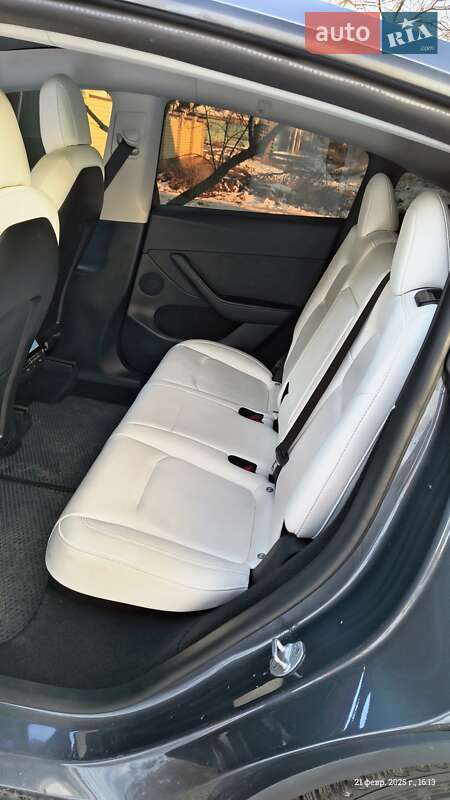 Внедорожник / Кроссовер Tesla Model Y 2022 в Новомосковске