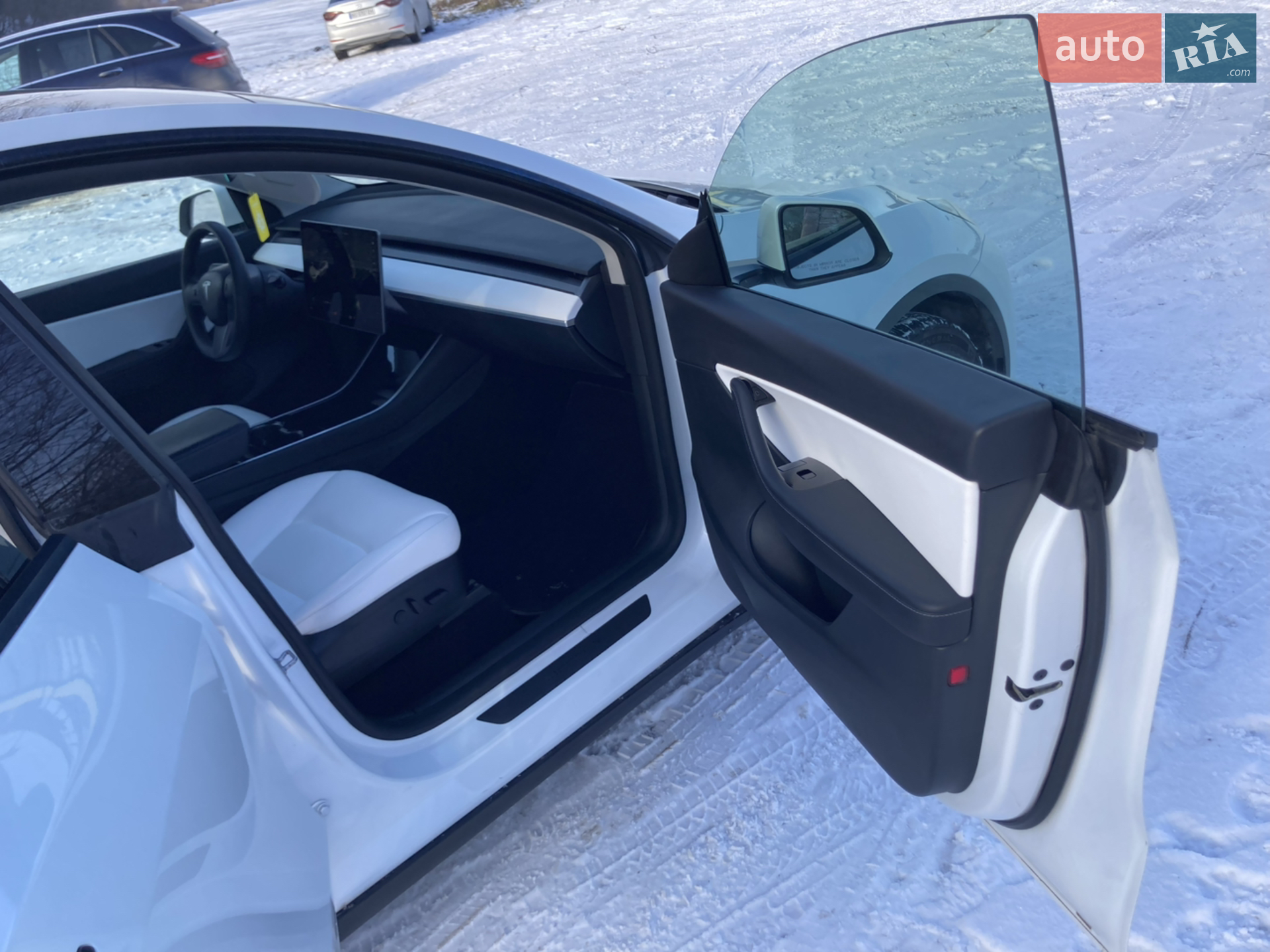 2020 Tesla Model Y - мініатюра 19