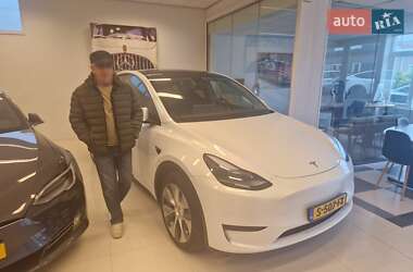 Внедорожник / Кроссовер Tesla Model Y 2022 в 