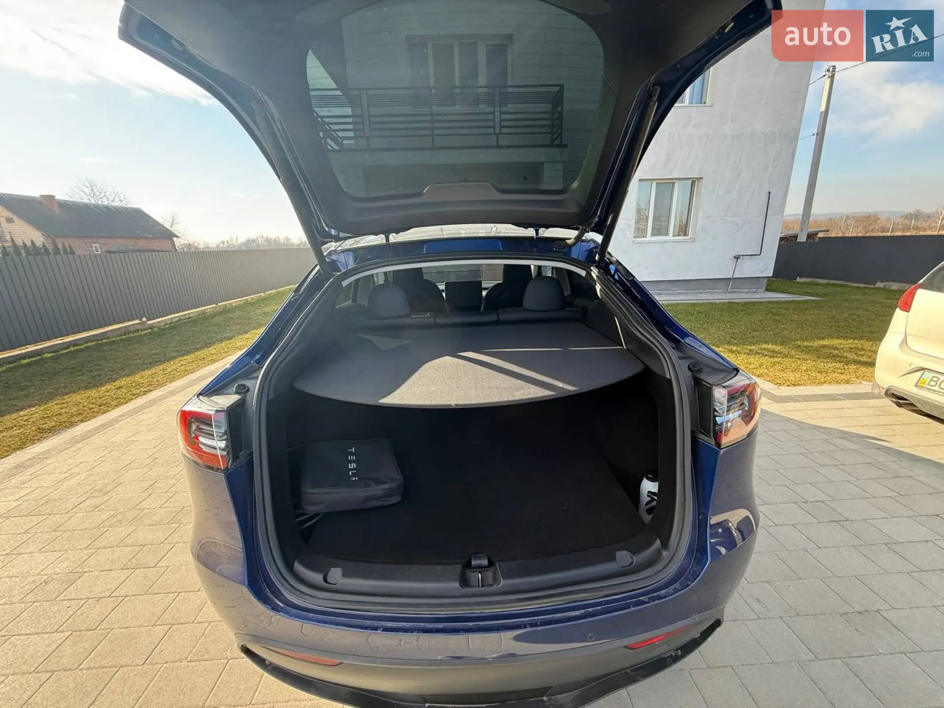 2022 Tesla Model Y - мініатюра 7