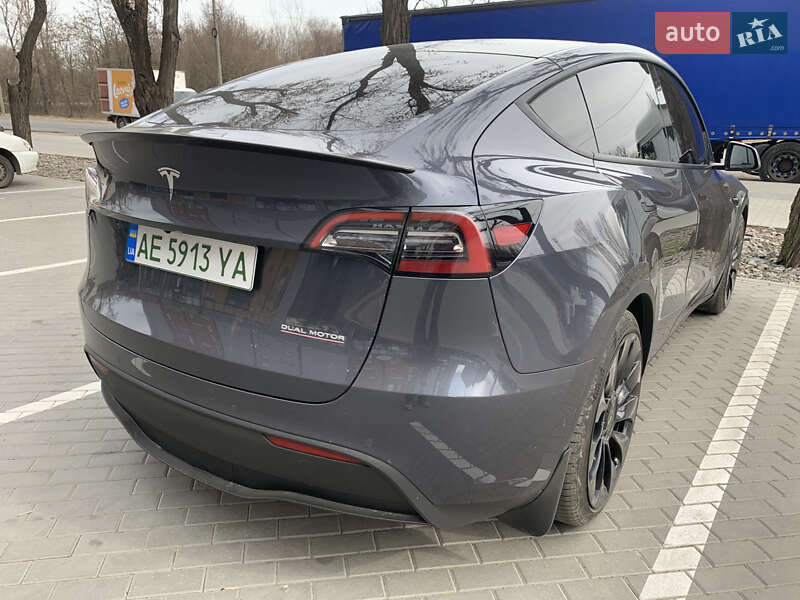 Внедорожник / Кроссовер Tesla Model Y 2022 в Днепре