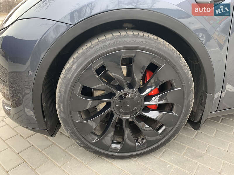 Внедорожник / Кроссовер Tesla Model Y 2022 в Днепре
