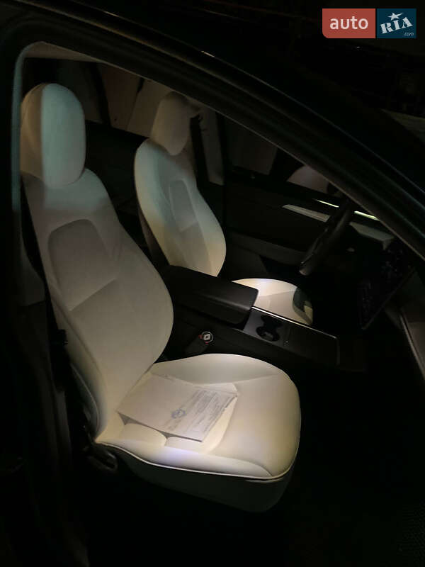 Внедорожник / Кроссовер Tesla Model Y 2022 в Днепре