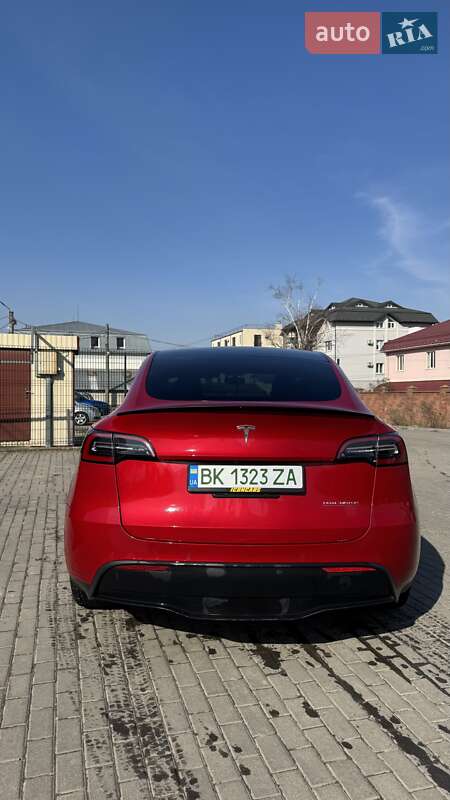 Позашляховик / Кросовер Tesla Model Y 2020 в Рівному