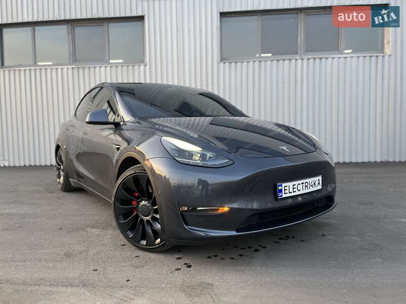 Tesla Model Y 2022