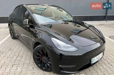 Внедорожник / Кроссовер Tesla Model Y 2022 в 