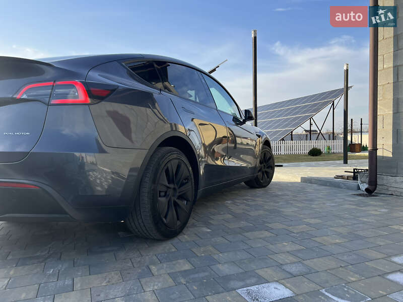 Внедорожник / Кроссовер Tesla Model Y 2023 в Днепре