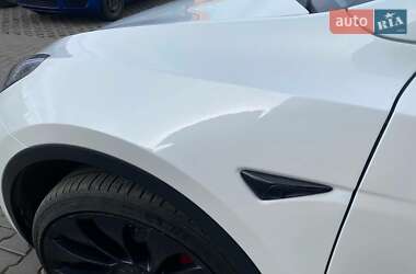 Внедорожник / Кроссовер Tesla Model Y 2022 в 