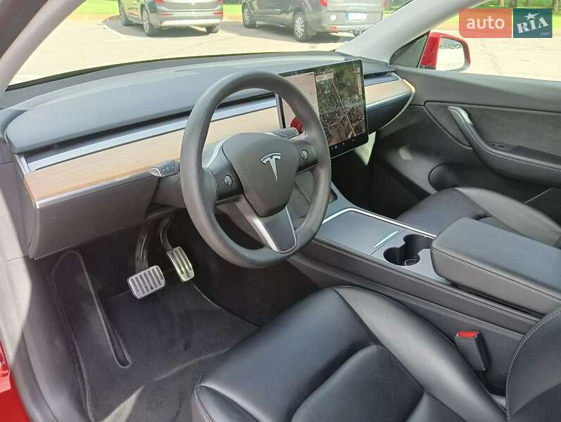 Внедорожник / Кроссовер Tesla Model Y 2021 в Киеве