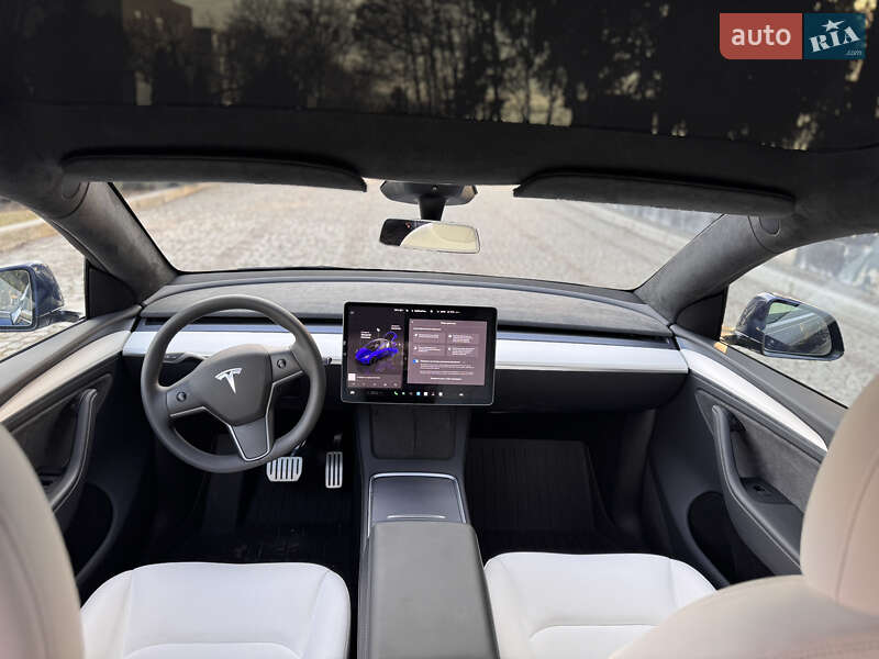 Позашляховик / Кросовер Tesla Model Y 2024 в Львові