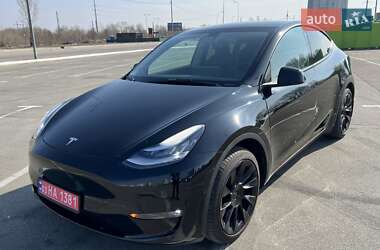 Внедорожник / Кроссовер Tesla Model Y 2021 в Киеве