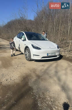 Внедорожник / Кроссовер Tesla Model Y 2022 в 