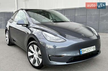 Внедорожник / Кроссовер Tesla Model Y 2021 в 
