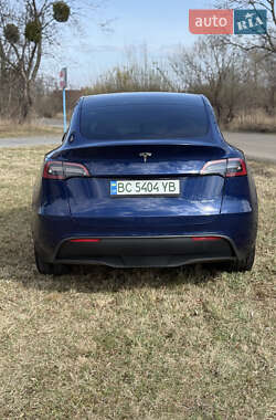 Внедорожник / Кроссовер Tesla Model Y 2023 в 