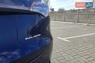 Внедорожник / Кроссовер Tesla Model Y 2022 в 