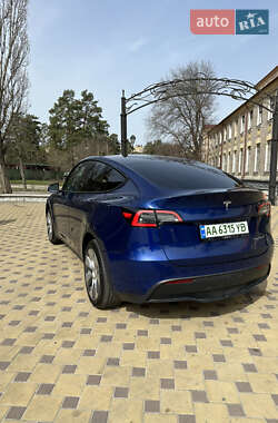 Внедорожник / Кроссовер Tesla Model Y 2021 в 