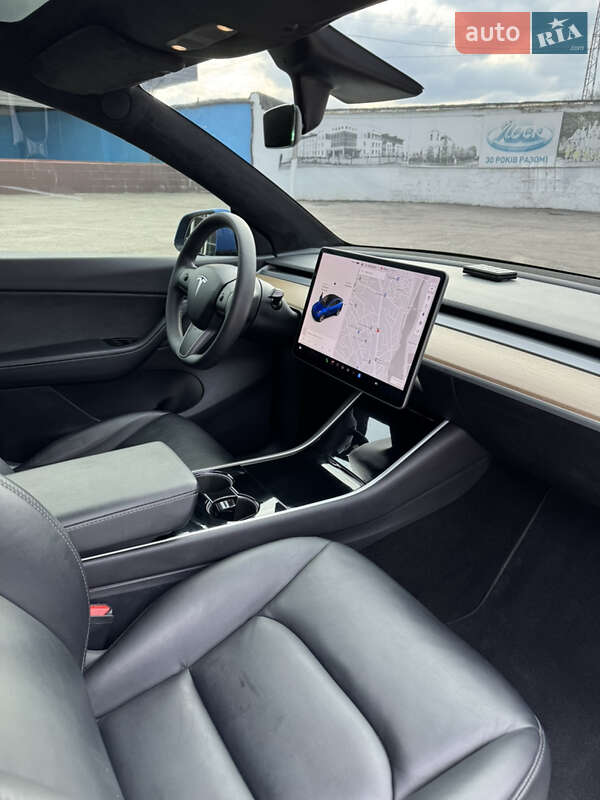 Внедорожник / Кроссовер Tesla Model Y 2020 в Харькове