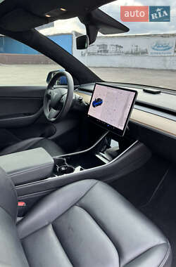 Внедорожник / Кроссовер Tesla Model Y 2020 в 