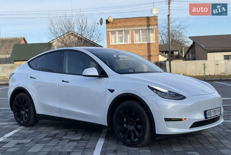 Внедорожник / Кроссовер Tesla Model Y 2023 в Виннице