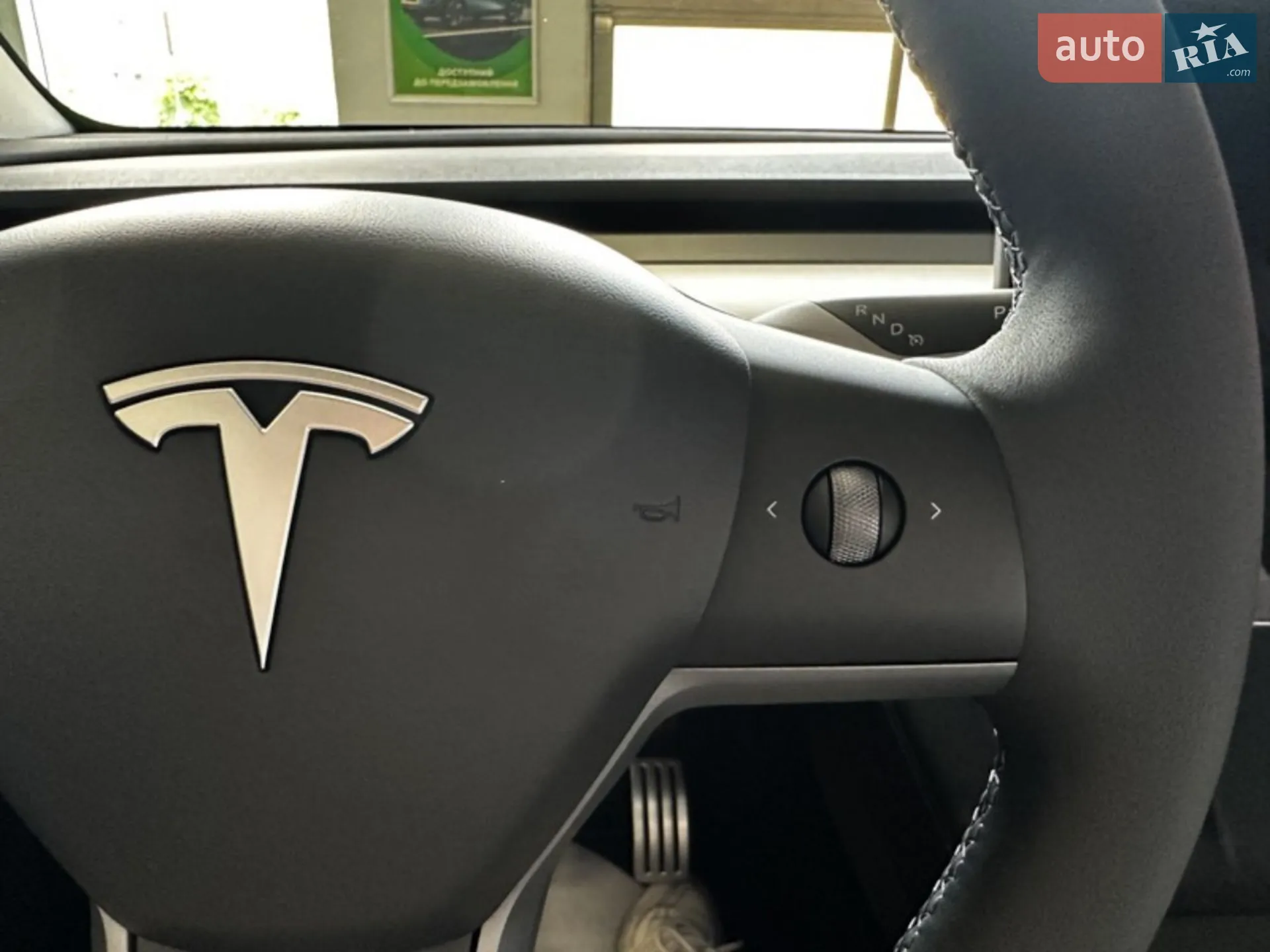 2023 Tesla Model Y - мініатюра 3